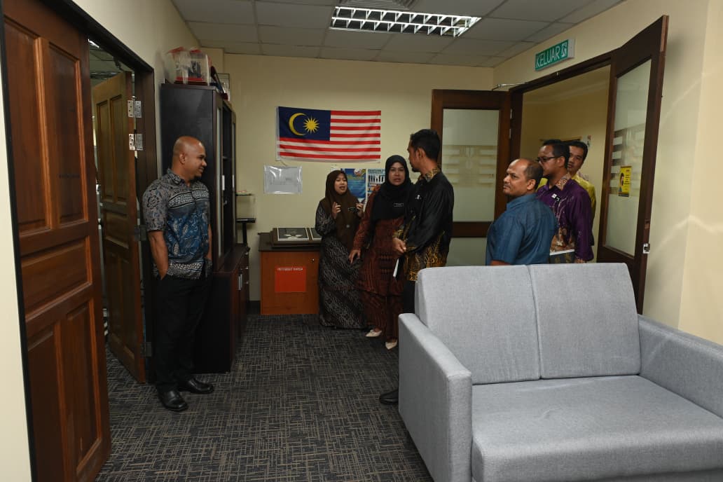 LAWATAN PENANDAARASAN EKOSISTEM KONDUSIF SEKTOR AWAM (EKSA) KOLEJ MATRIKULASI KELANTAN (KMKt) KE UNIVERSITI MALAYSIA KELANTAN (UMK)
